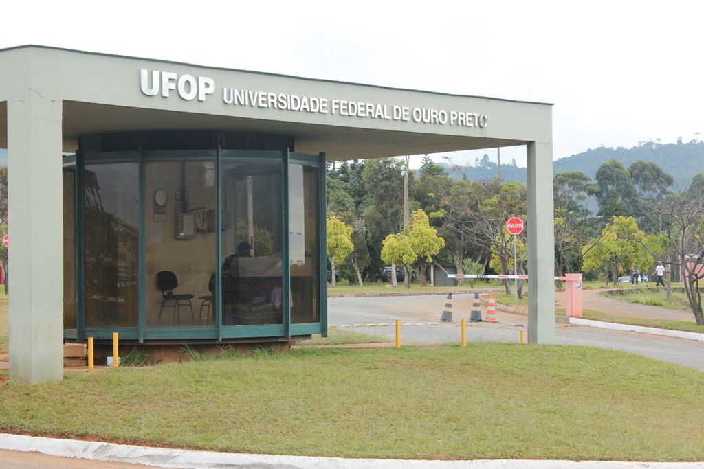 UFOP's Main Entrance